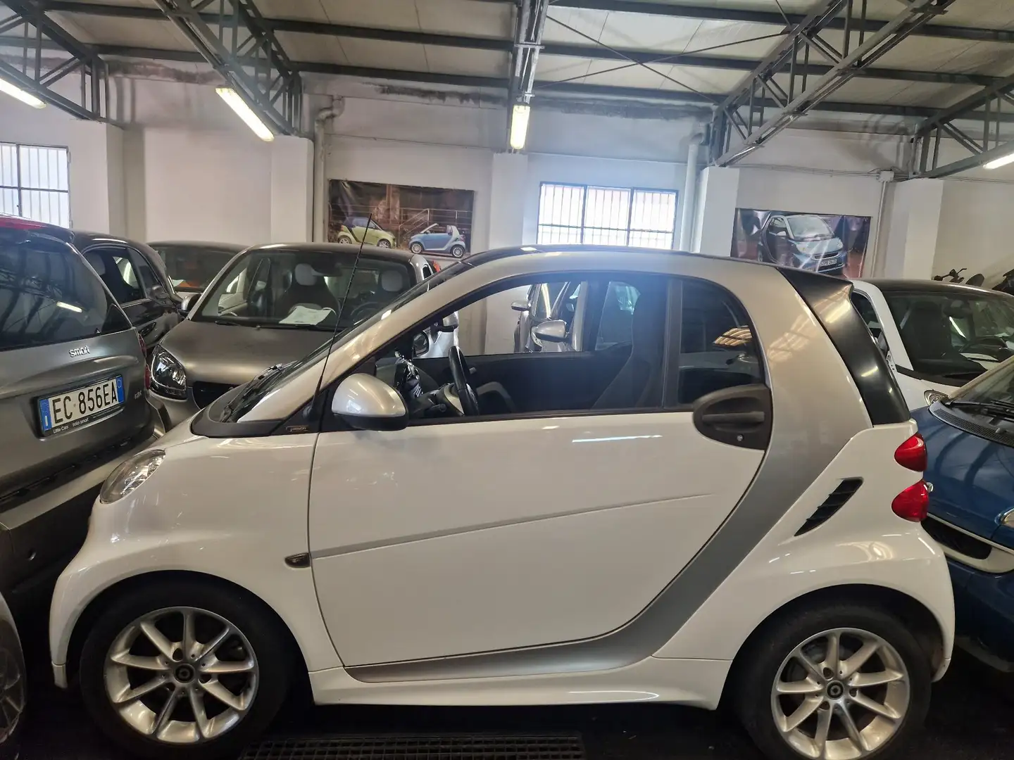 smart forTwo passion motore revisionato frizione nuova garanzia Blanc - 1