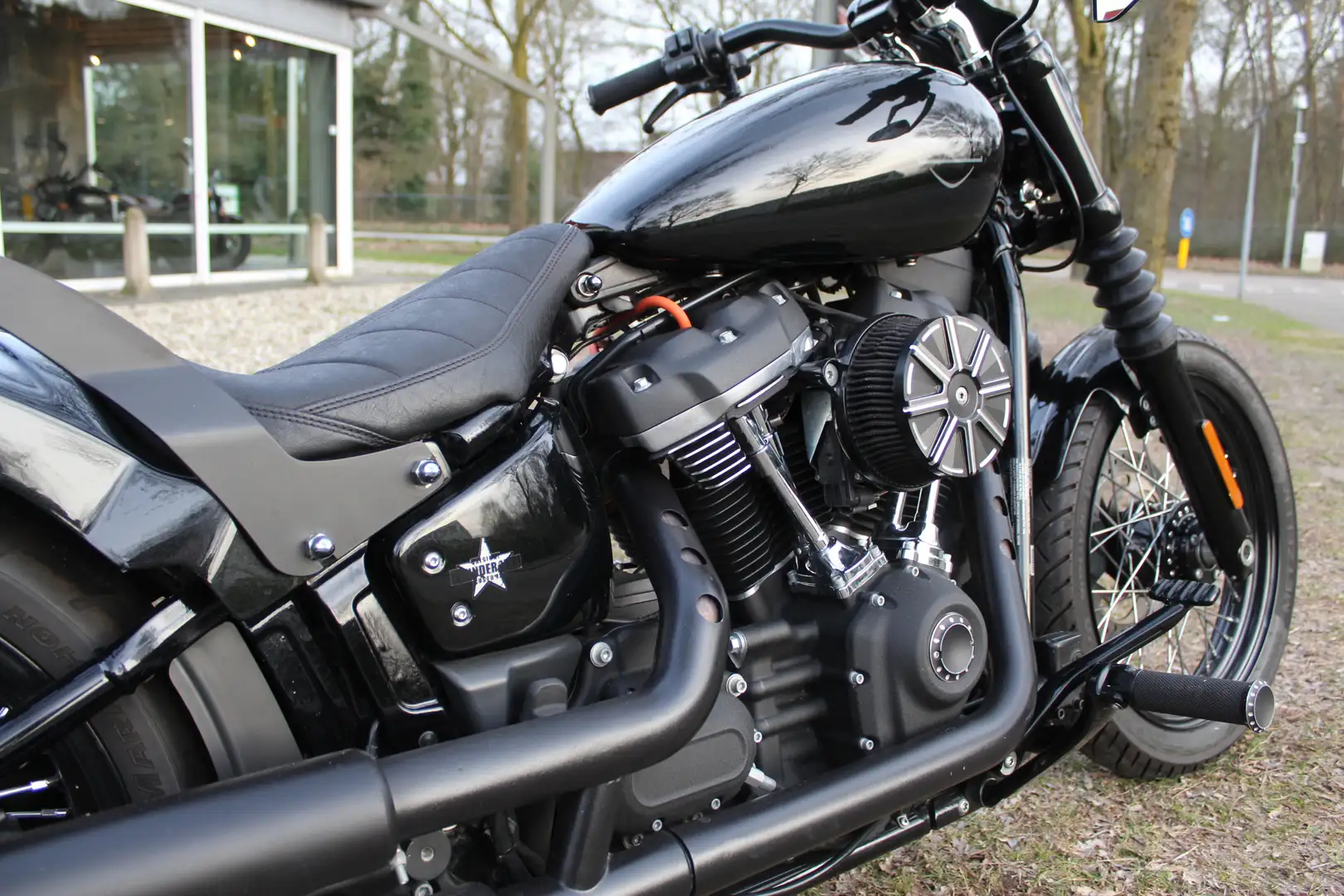 Harley-Davidson Dyna Street Bob Streetbob FXBB Zwart - 2