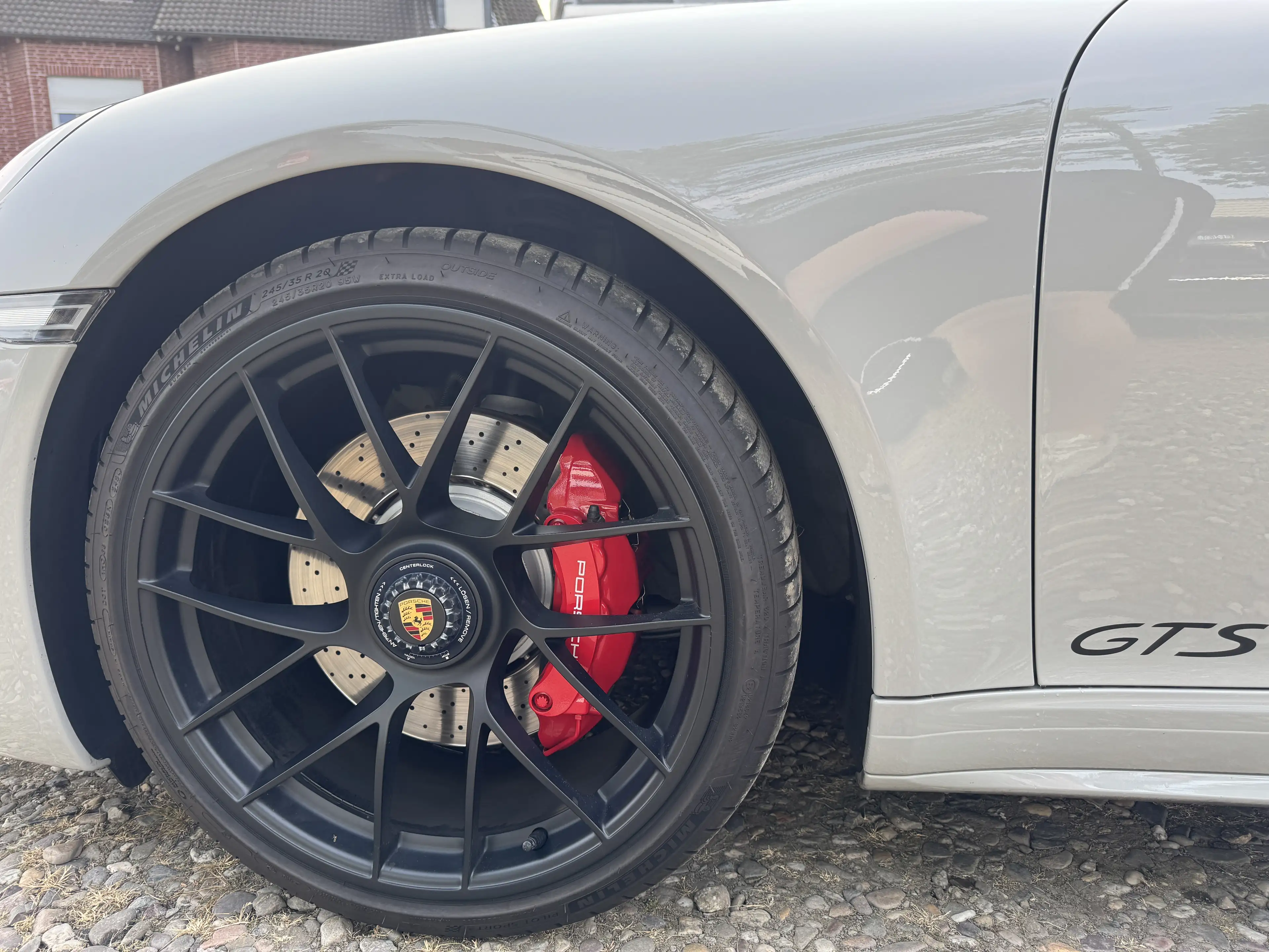 Porsche 991 991.2 Carrera 4 GTS Cabriolet Chrono Paket Memory Approved 6.2027 — photo 7