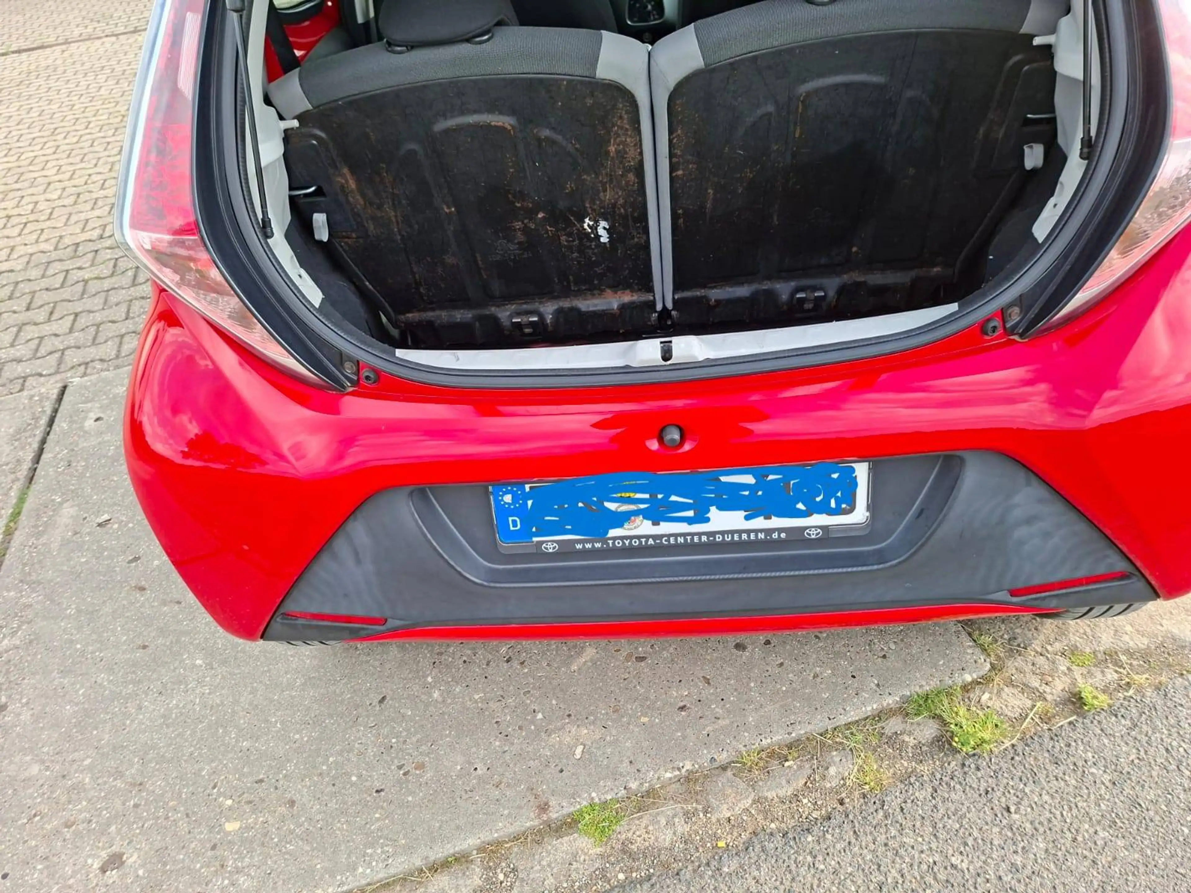 Toyota Aygo x-play Top Zustand Wenig gelaufen ,Klima — photo 4