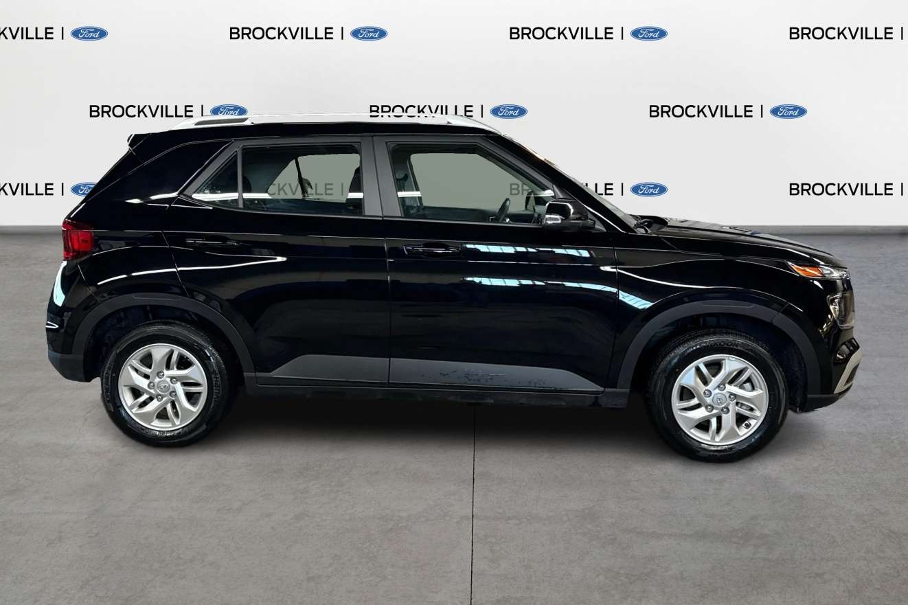 2026 Hyundai Venue Preferred  - Heated Seats -  Remote Start — photo 4