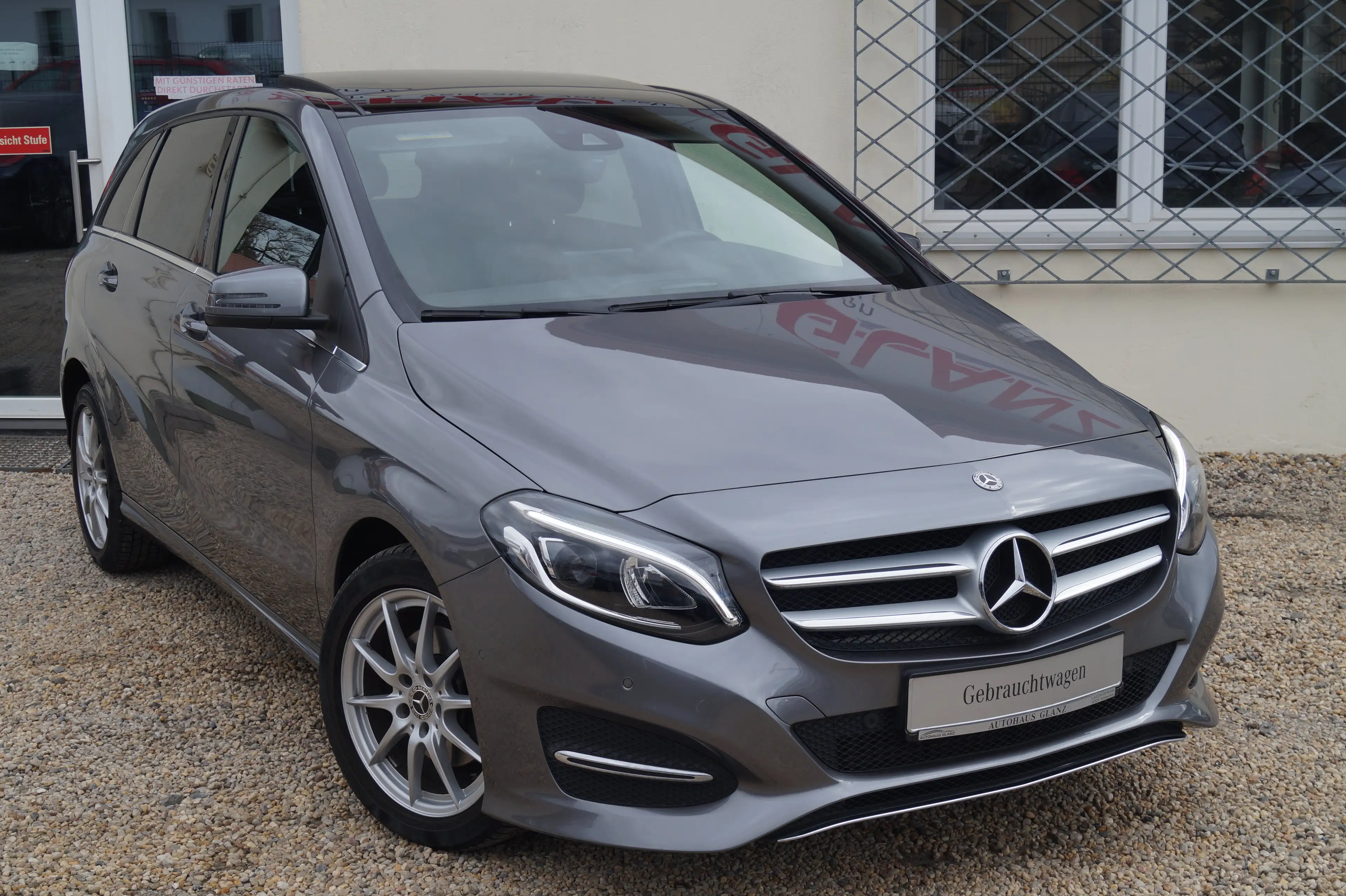 Mercedes-Benz B 220 B 220 d Urban Style Edition Pano — photo 7