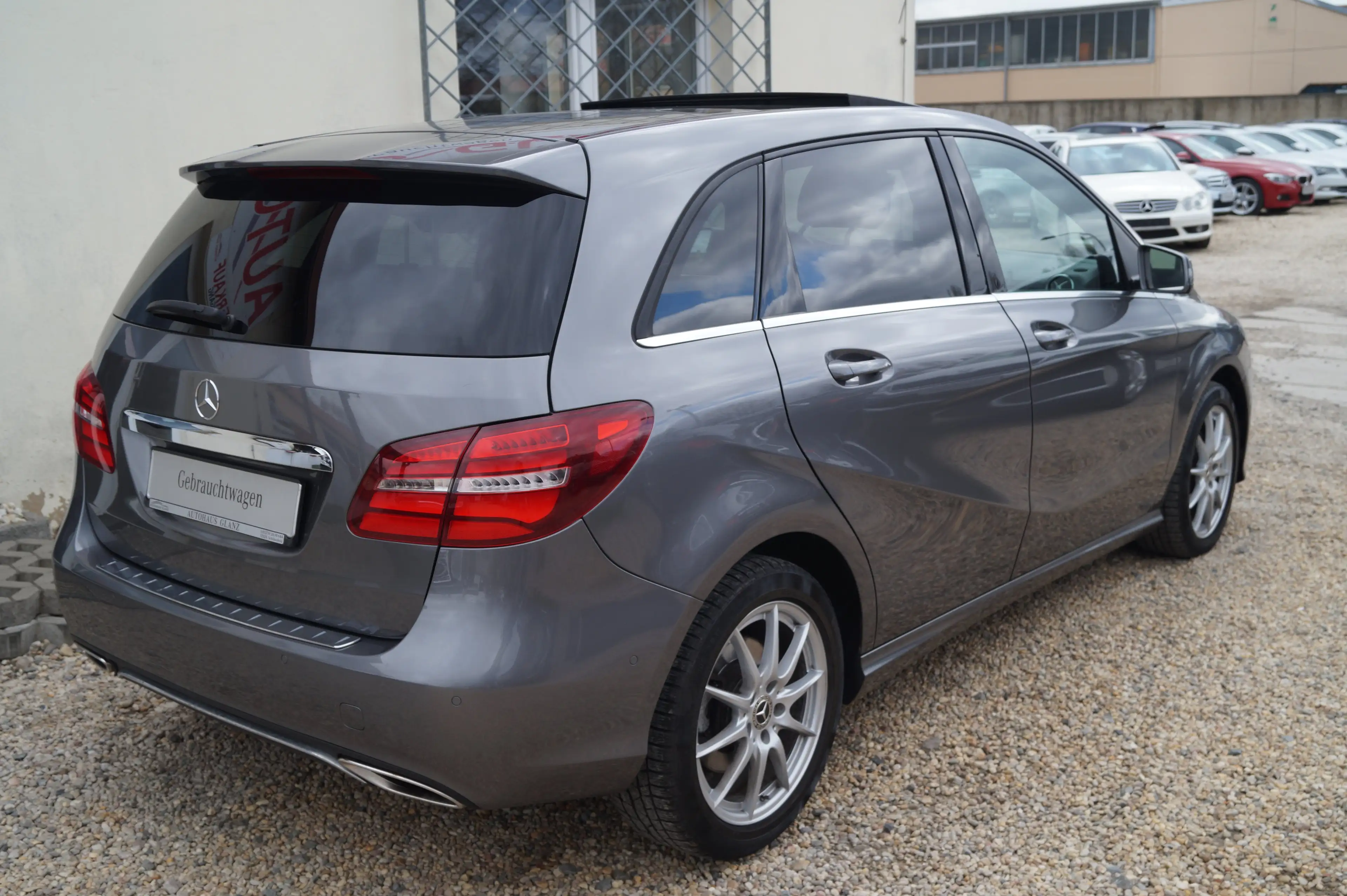 Mercedes-Benz B 220 B 220 d Urban Style Edition Pano — photo 5