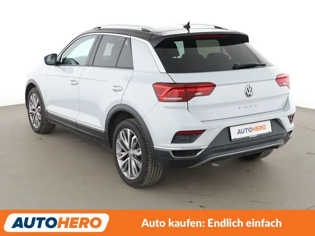 Volkswagen T-Roc view 4