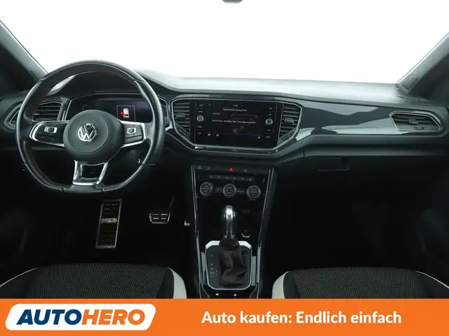 Volkswagen T-Roc view 12