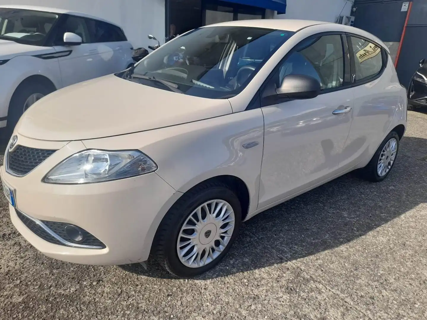 Lancia Ypsilon Ypsilon 1.2 Gold 69cv - 1