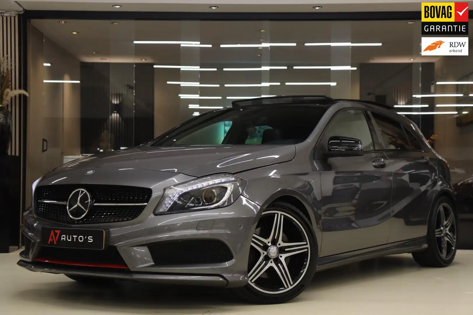 Mercedes-Benz A 250 AMG PANO/CAM/H&K/MEMORY/STOELV/BOMVOL Grijs - 1