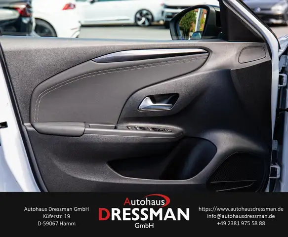 Opel Corsa view 9