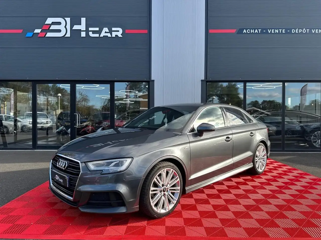 Audi A3 2.0 TDI 150 S-LINE S-TRONIC BVA — photo 1 of 21