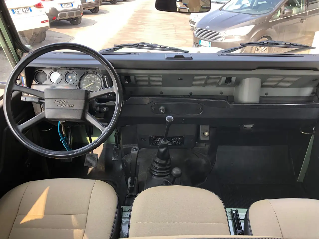 Land Rover Defender 90 2.5 diesel Hard Top Heritage, foto 12