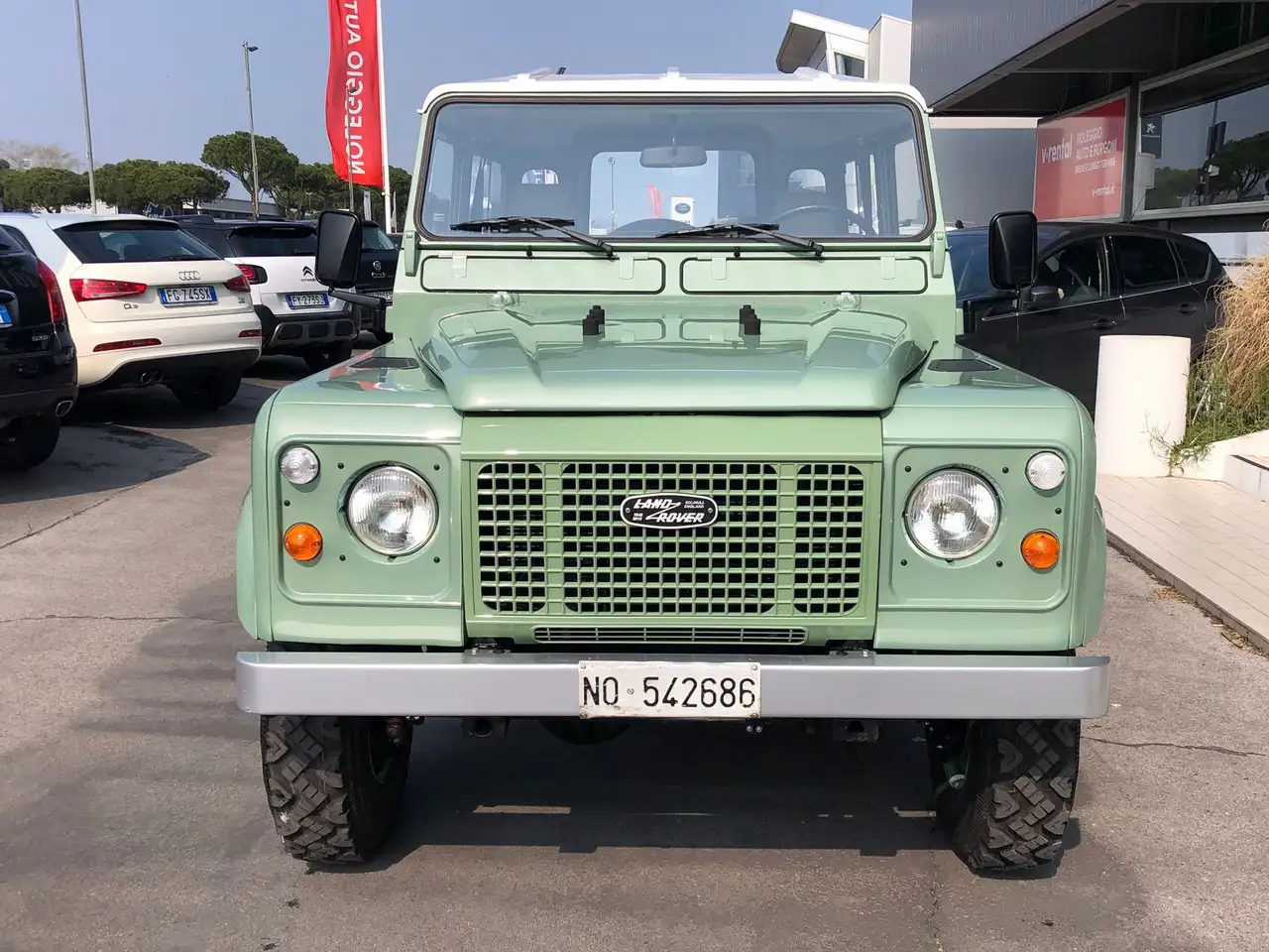 Land Rover Defender 90 2.5 diesel Hard Top Heritage, foto 2