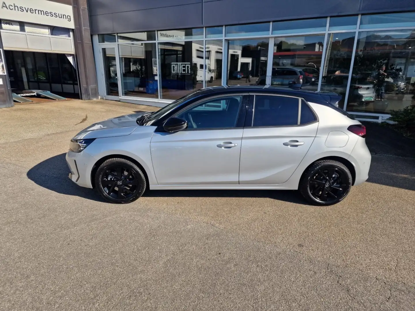 Opel Corsa GS 1,2 AT+MATRIX+NAV+SHZ+LHZ+TWW+RFK+PDC Klima Grau - 2