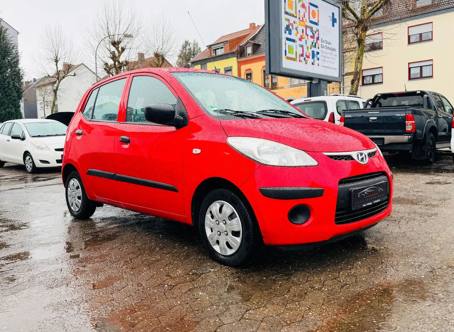 Hyundai i10 1.1 Classic 56TKM Rot - 1