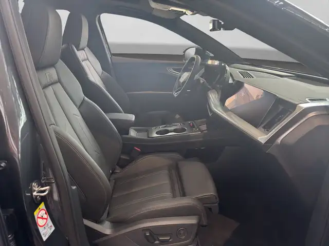 Audi Q4 E-Tron view 4