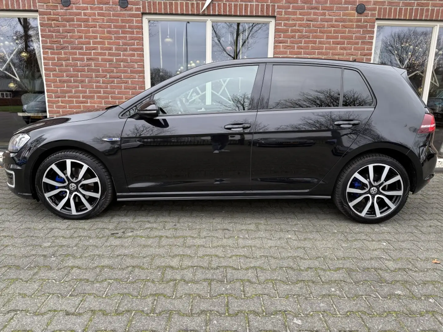 Volkswagen Golf GTE 1.4 TSI NIEUWE APK / STANDKACHEL / STOELVERW. / CA Schwarz - 2