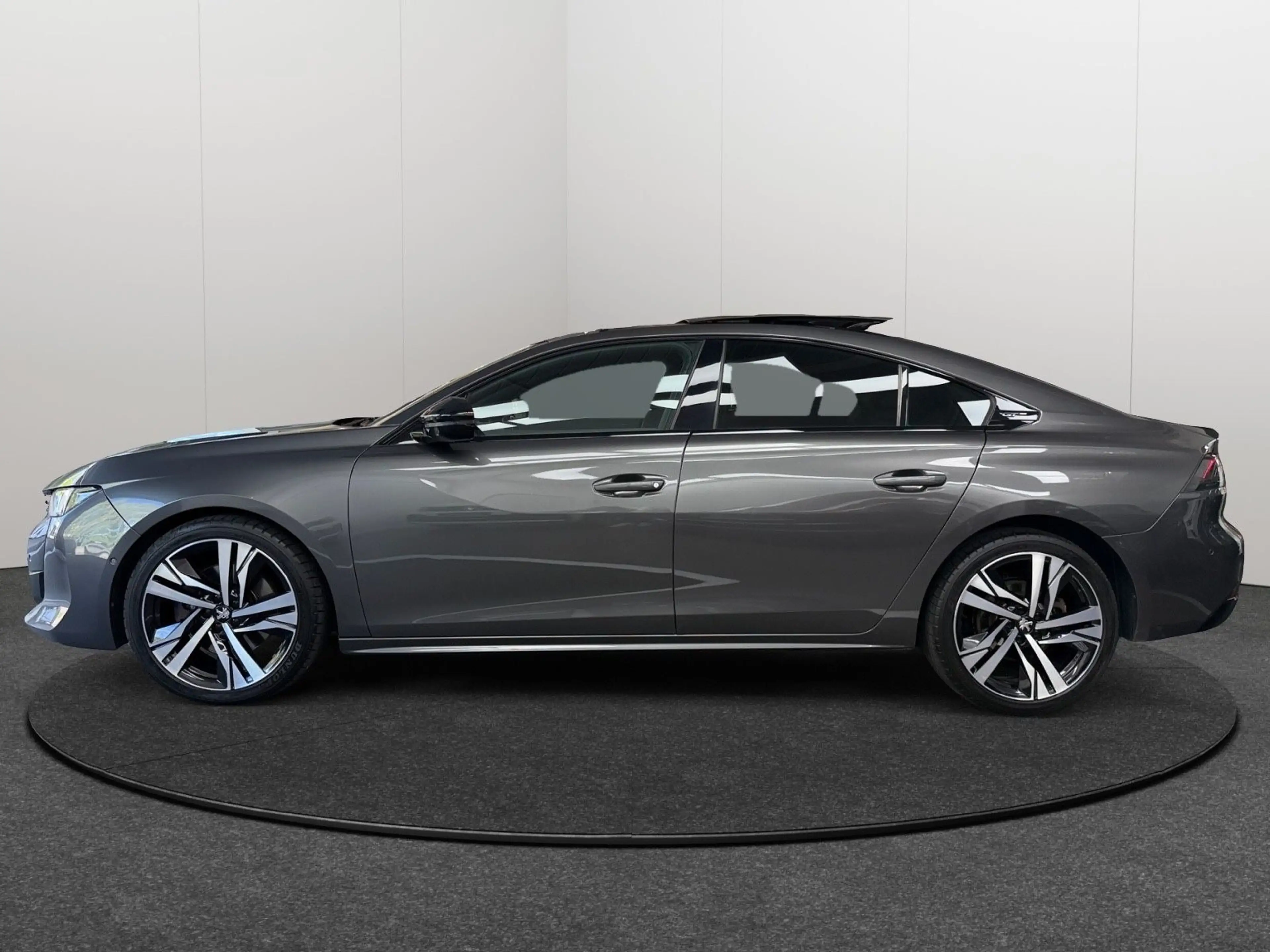 Peugeot 508 GT/8FachAlu/Pano/Keyless/Soundsystem(Focal) — photo 3