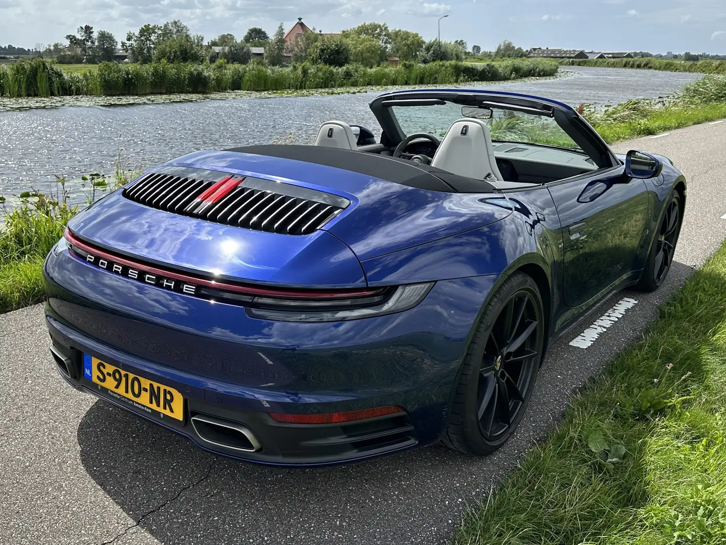 Porsche 911 911 3.0 Carrera 4 Blauw - 1