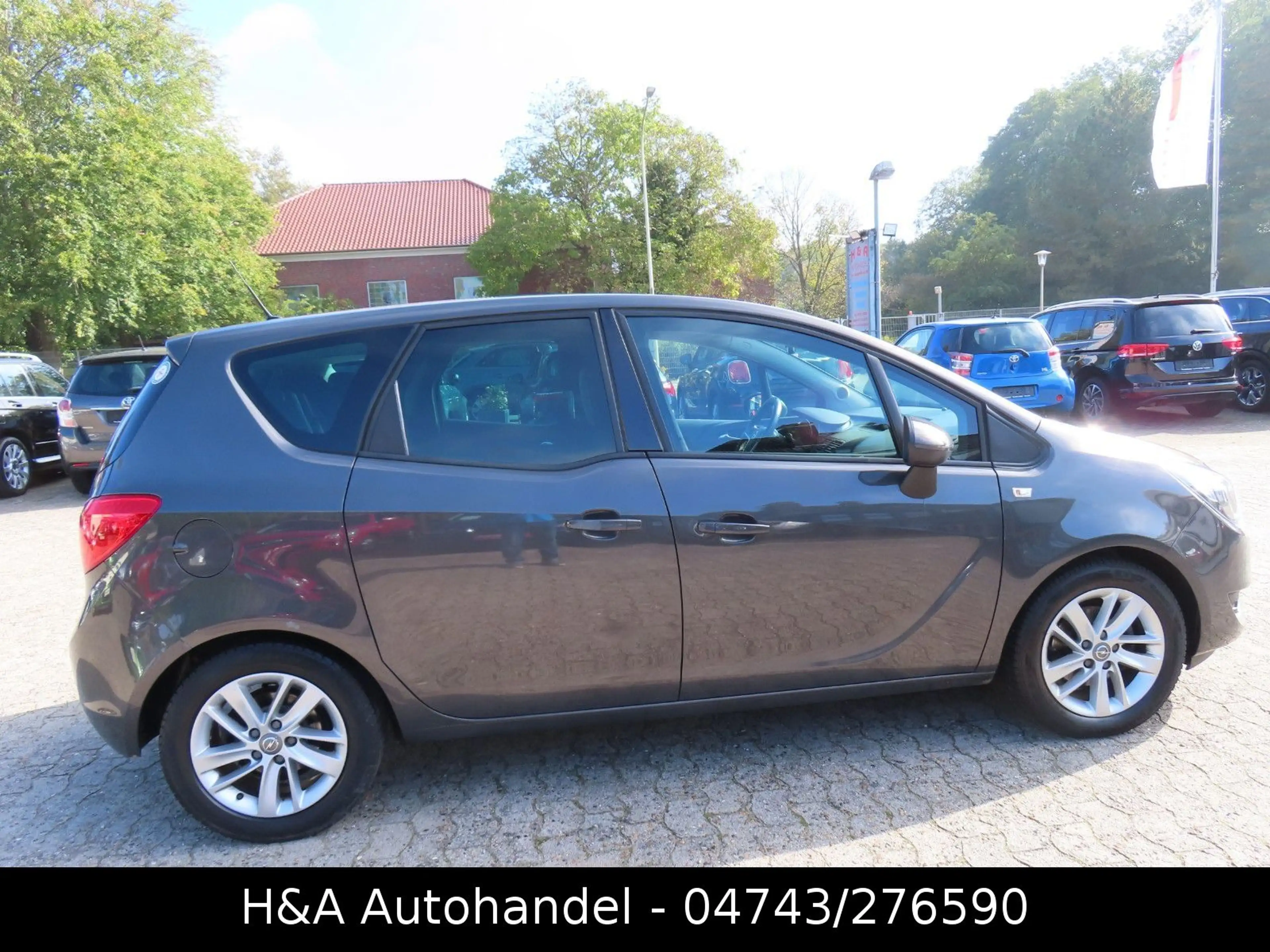 Opel Meriva B Active — photo 8