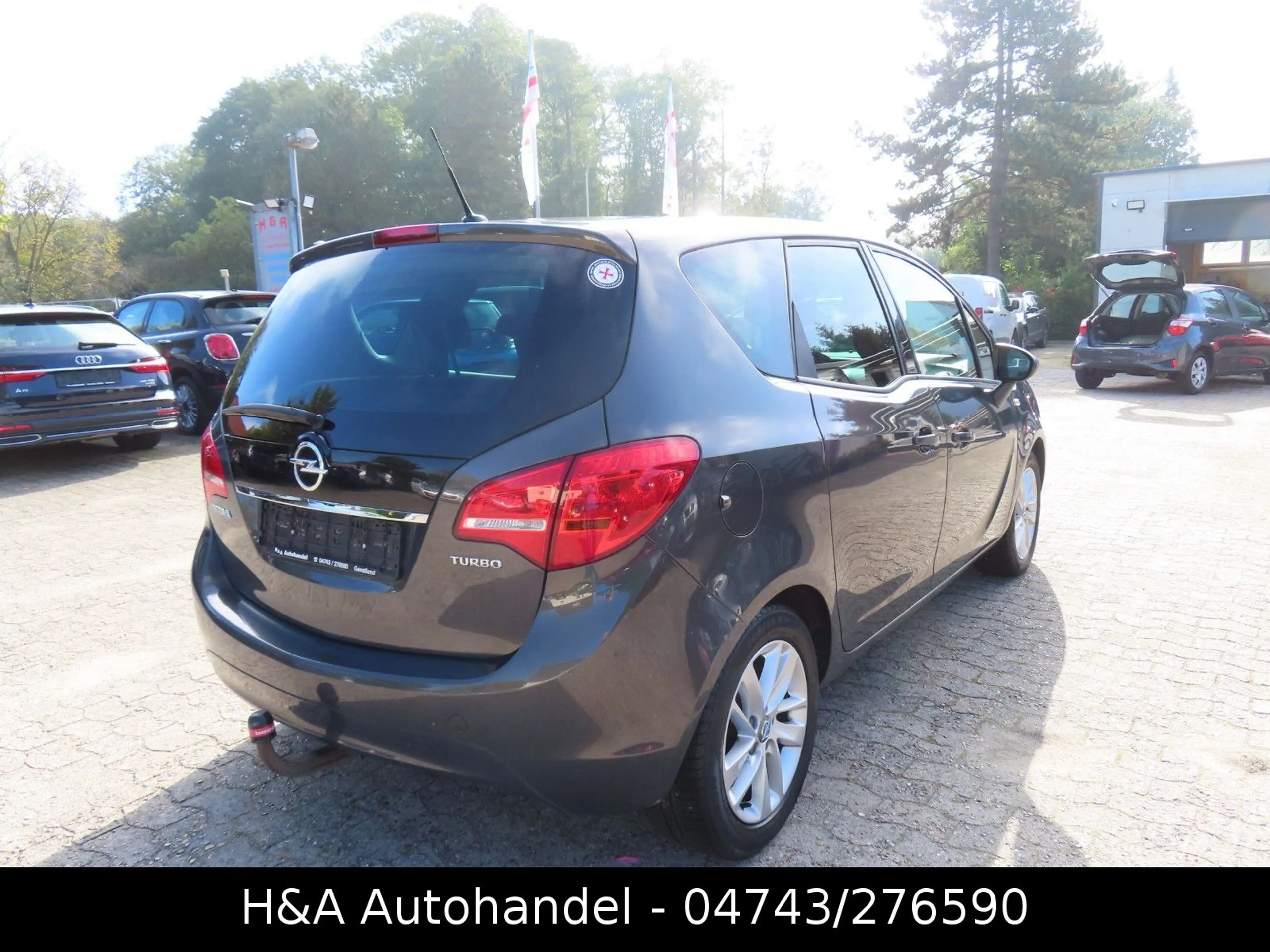 Opel Meriva B Active — photo 7