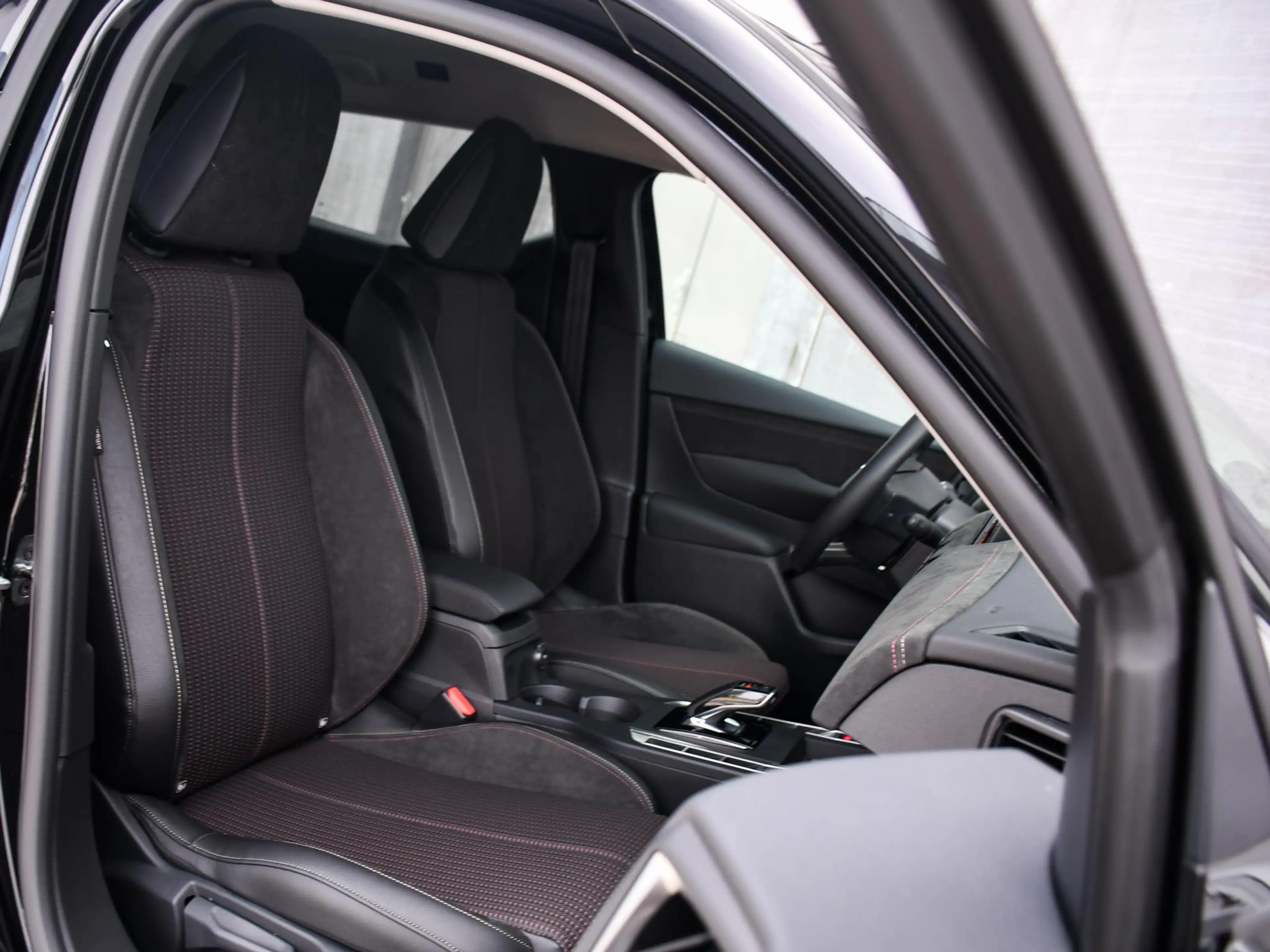 DS Automobiles DS 3 E-Tense Edition France 54 kWh 156pk Automaat CRUIS — photo 12
