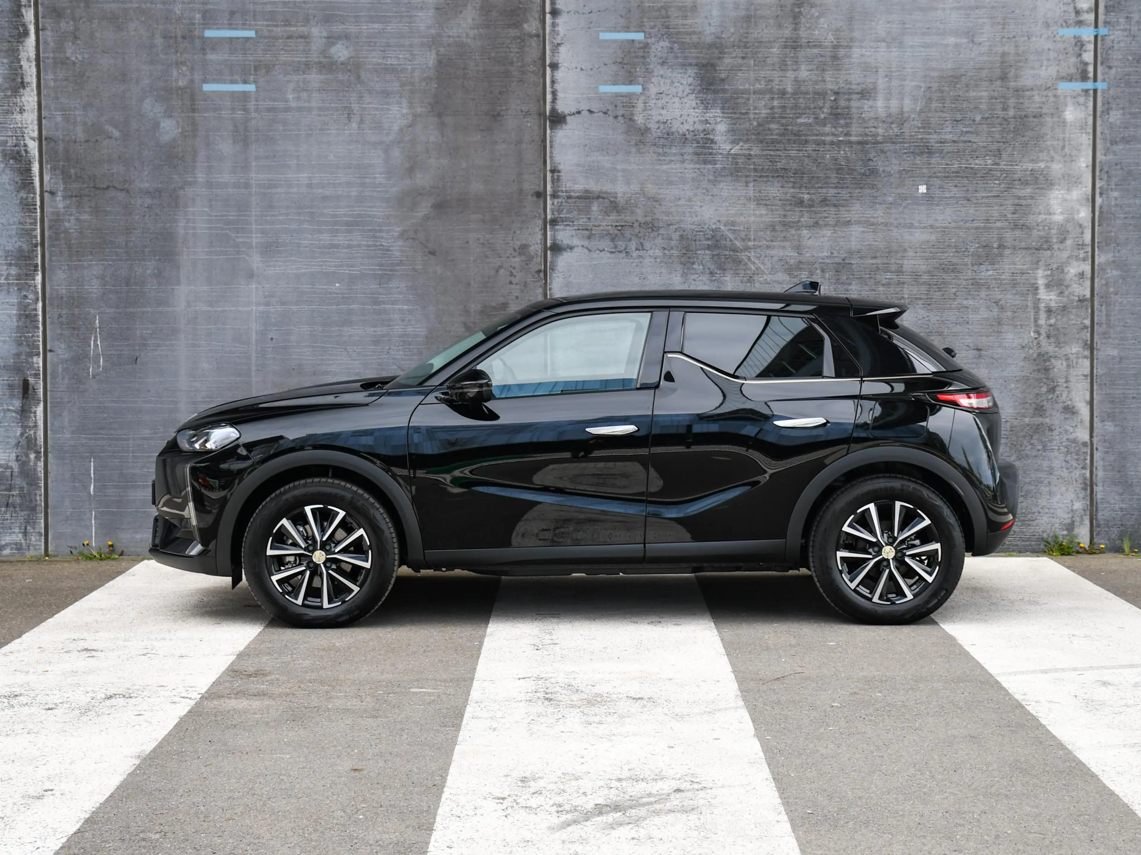 DS Automobiles DS 3 E-Tense Edition France 54 kWh 156pk Automaat CRUIS — photo 4
