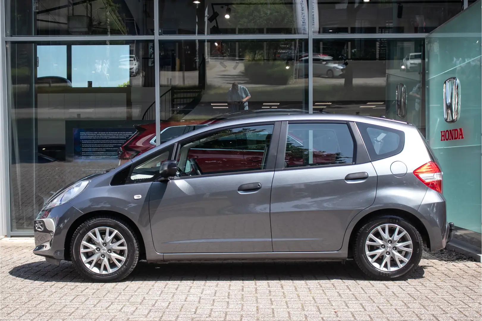 Honda Jazz 1.2 Cool - All in rijklaarprijs | Dealer onderh. | Grijs - 2