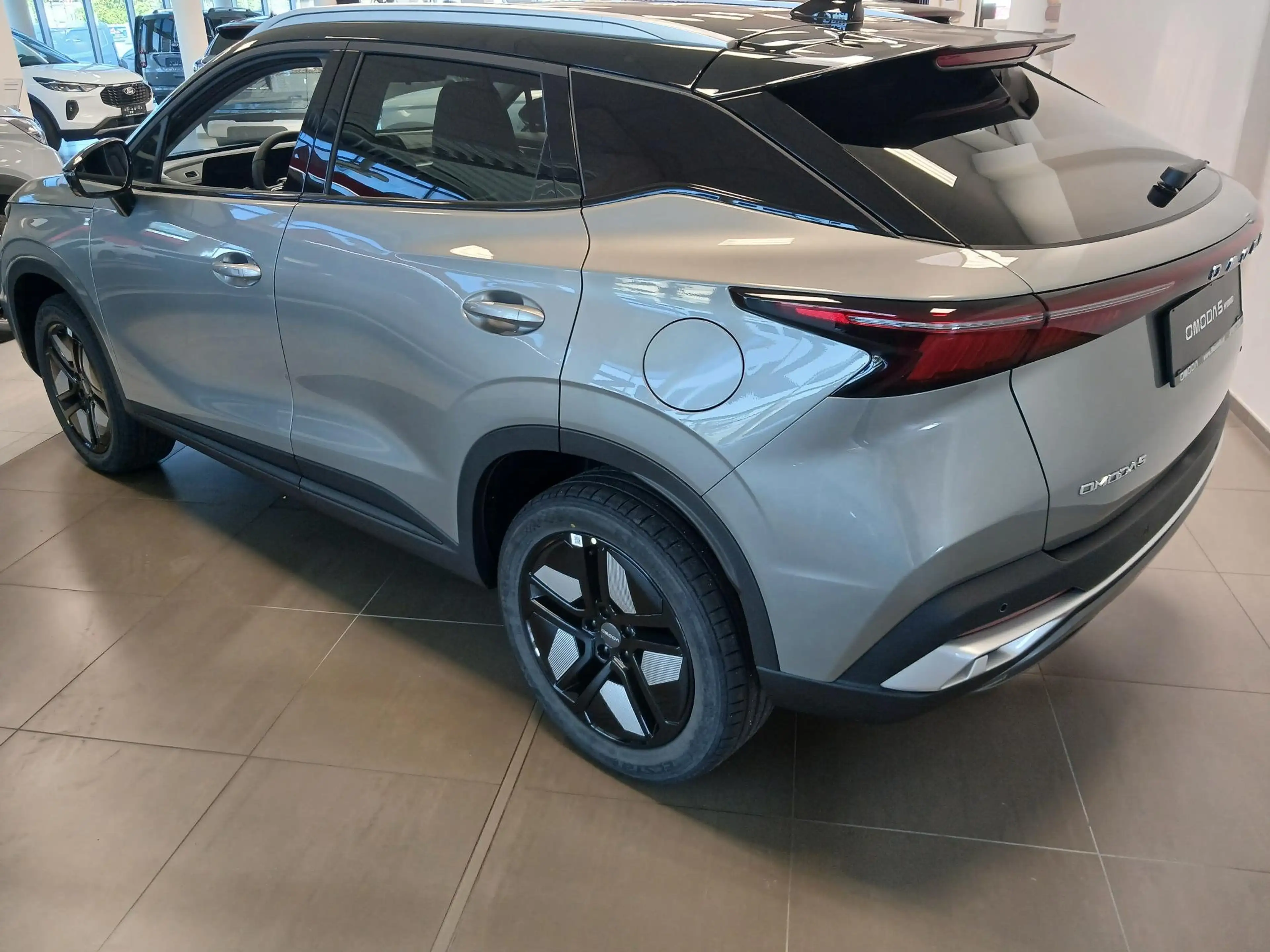 Omoda 5 Omoda 5 HEV Premium — photo 3