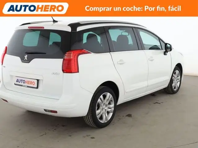 Peugeot 5008 view 6