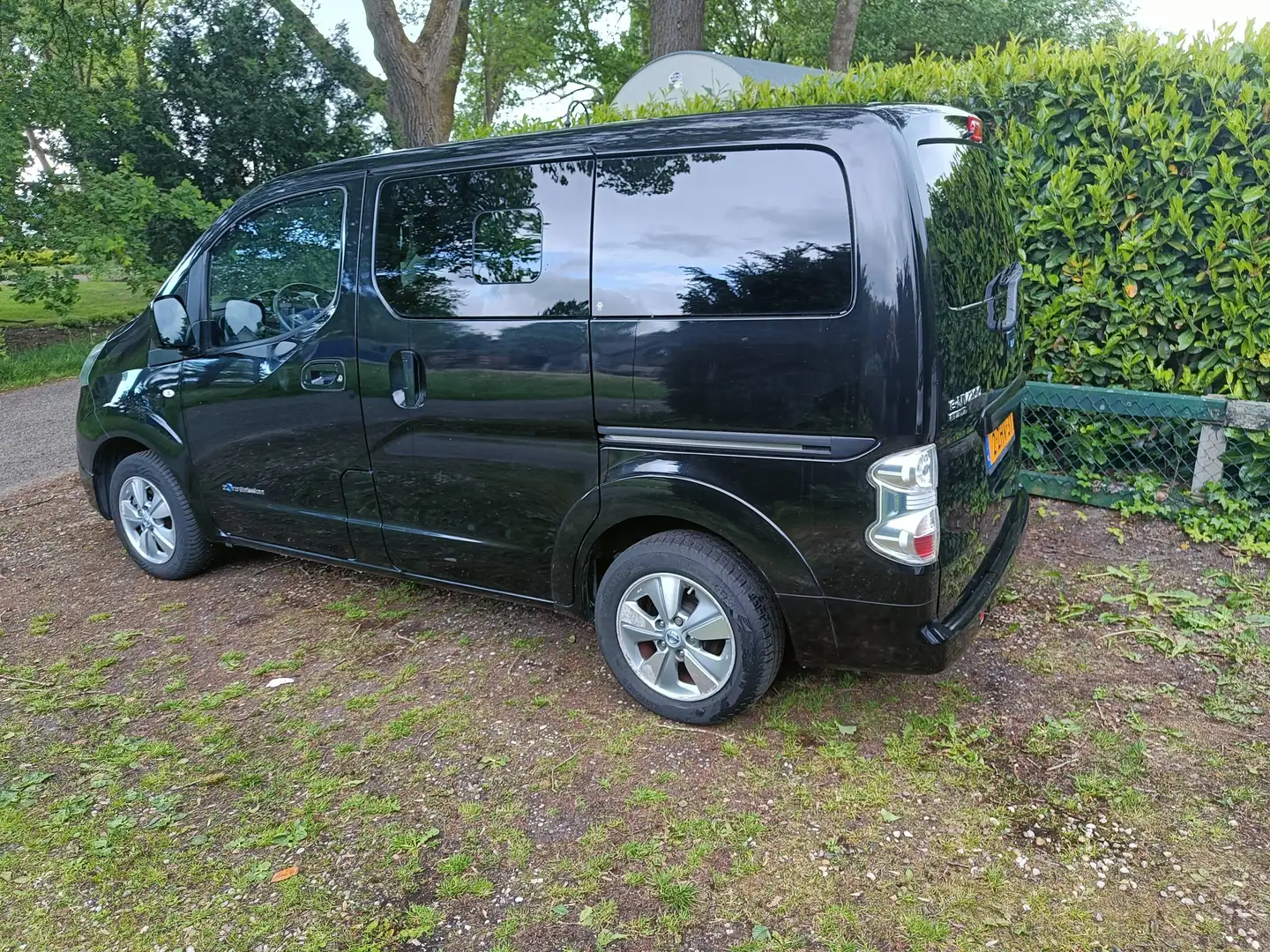Nissan E-NV200 e-NV200 Evalia 24Kwh Connect Edition Schwarz - 2