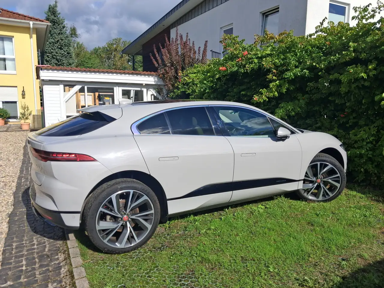 Jaguar I-Pace