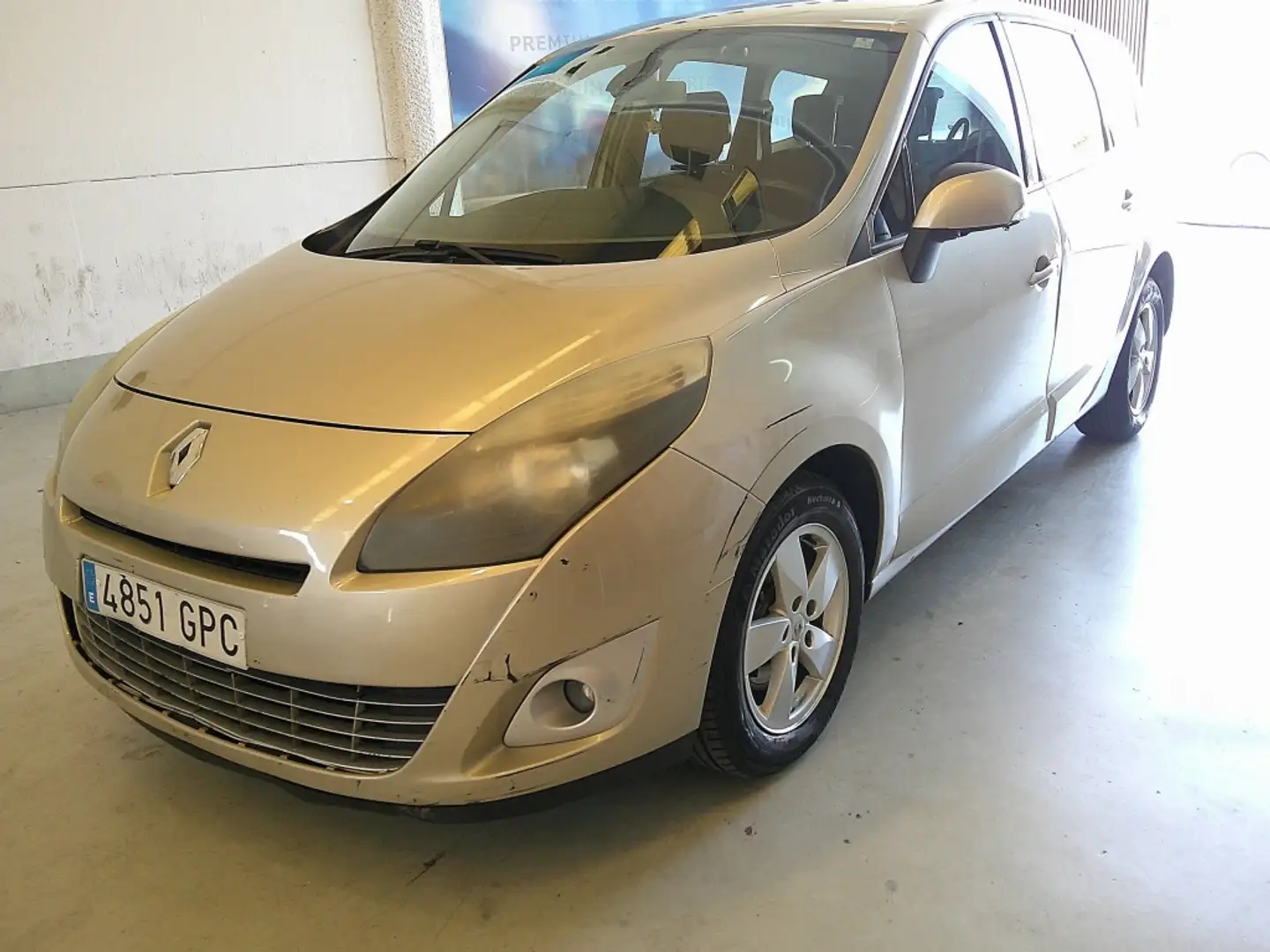 Renault Grand Scenic 1.5DCI Emotion Beige - 1