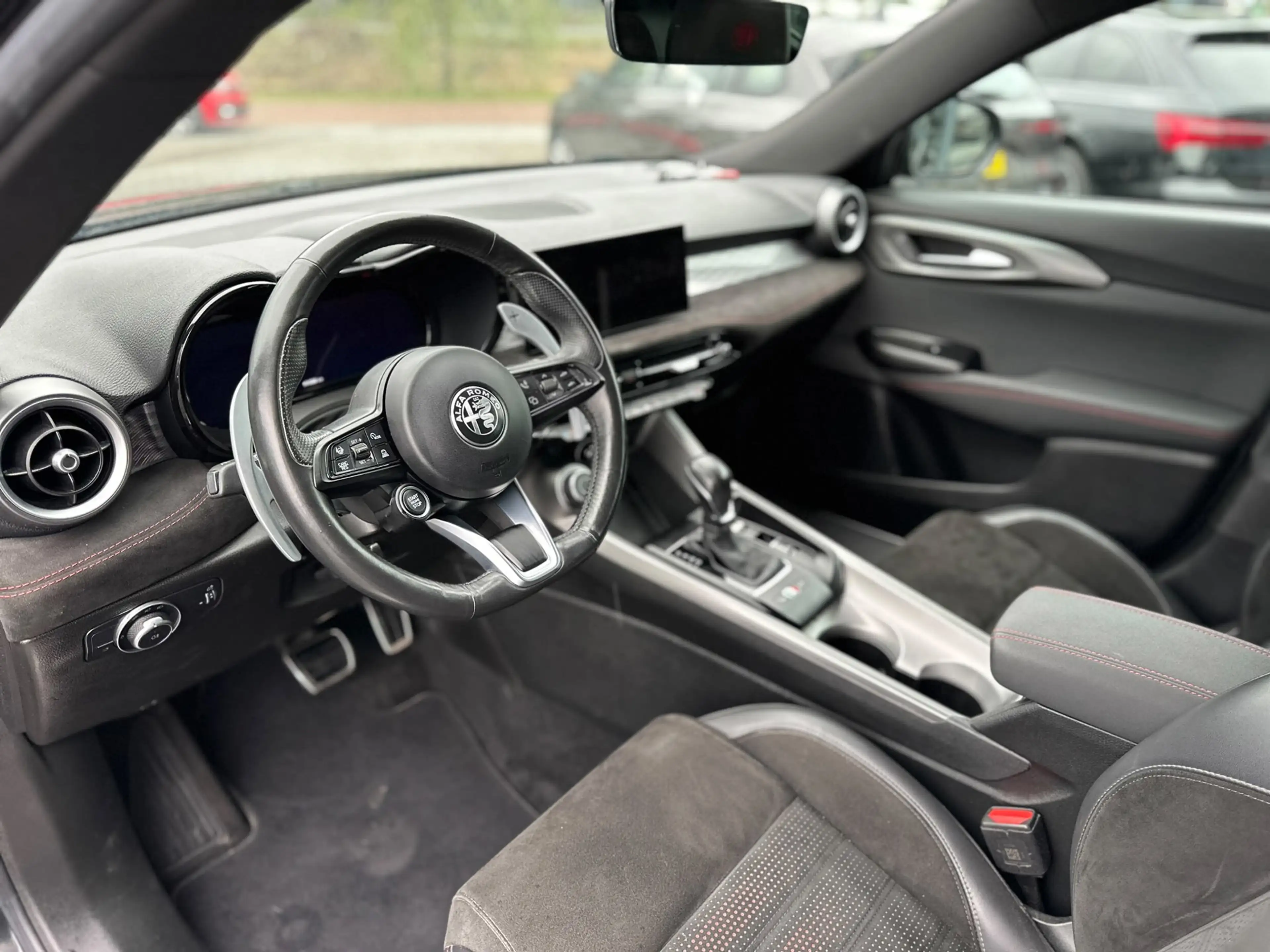 Alfa Romeo Tonale 1.5T Hybrid Veloce | Automaat | Carplay | LED | 36 — photo 23