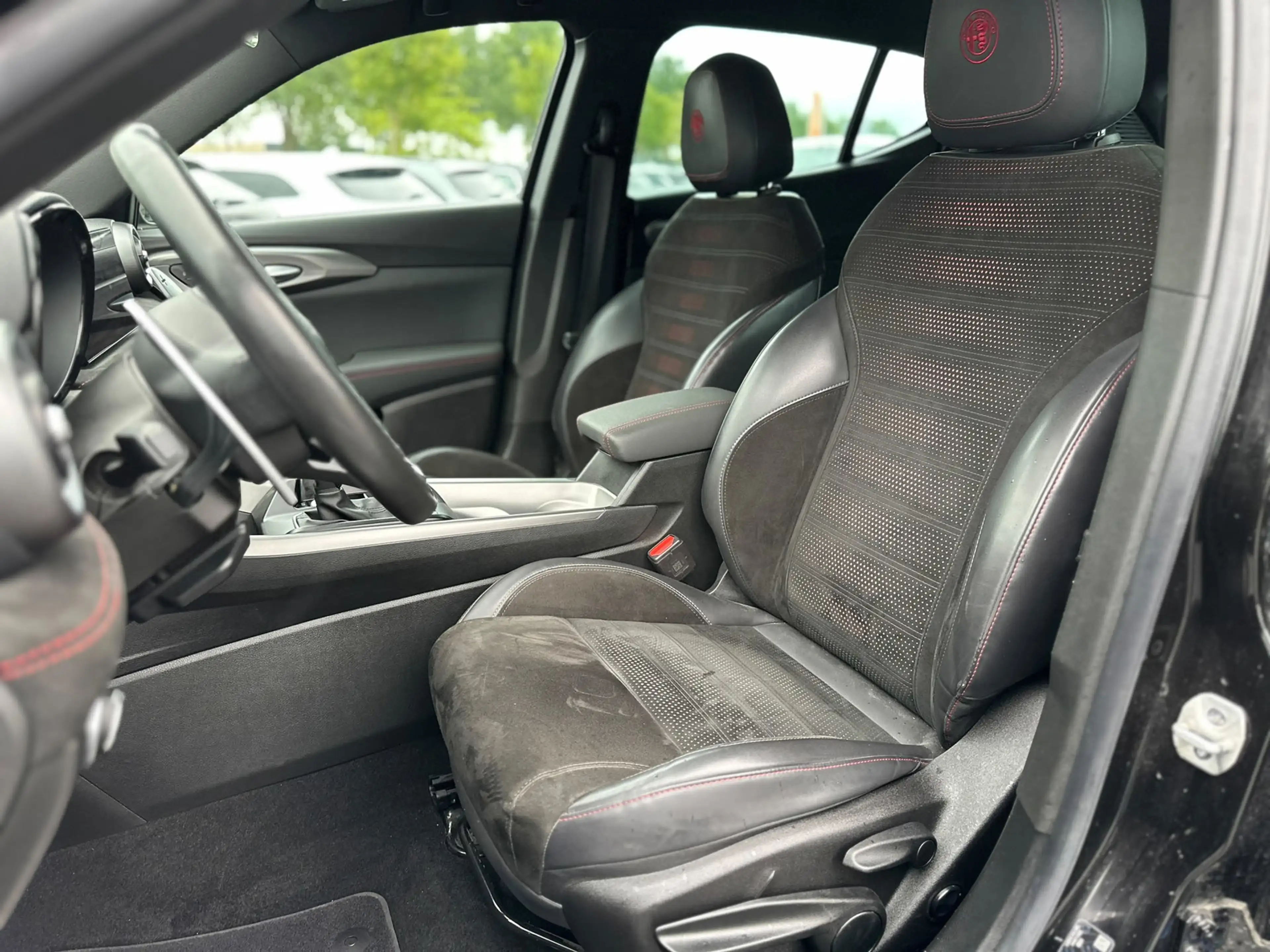 Alfa Romeo Tonale 1.5T Hybrid Veloce | Automaat | Carplay | LED | 36 — photo 22