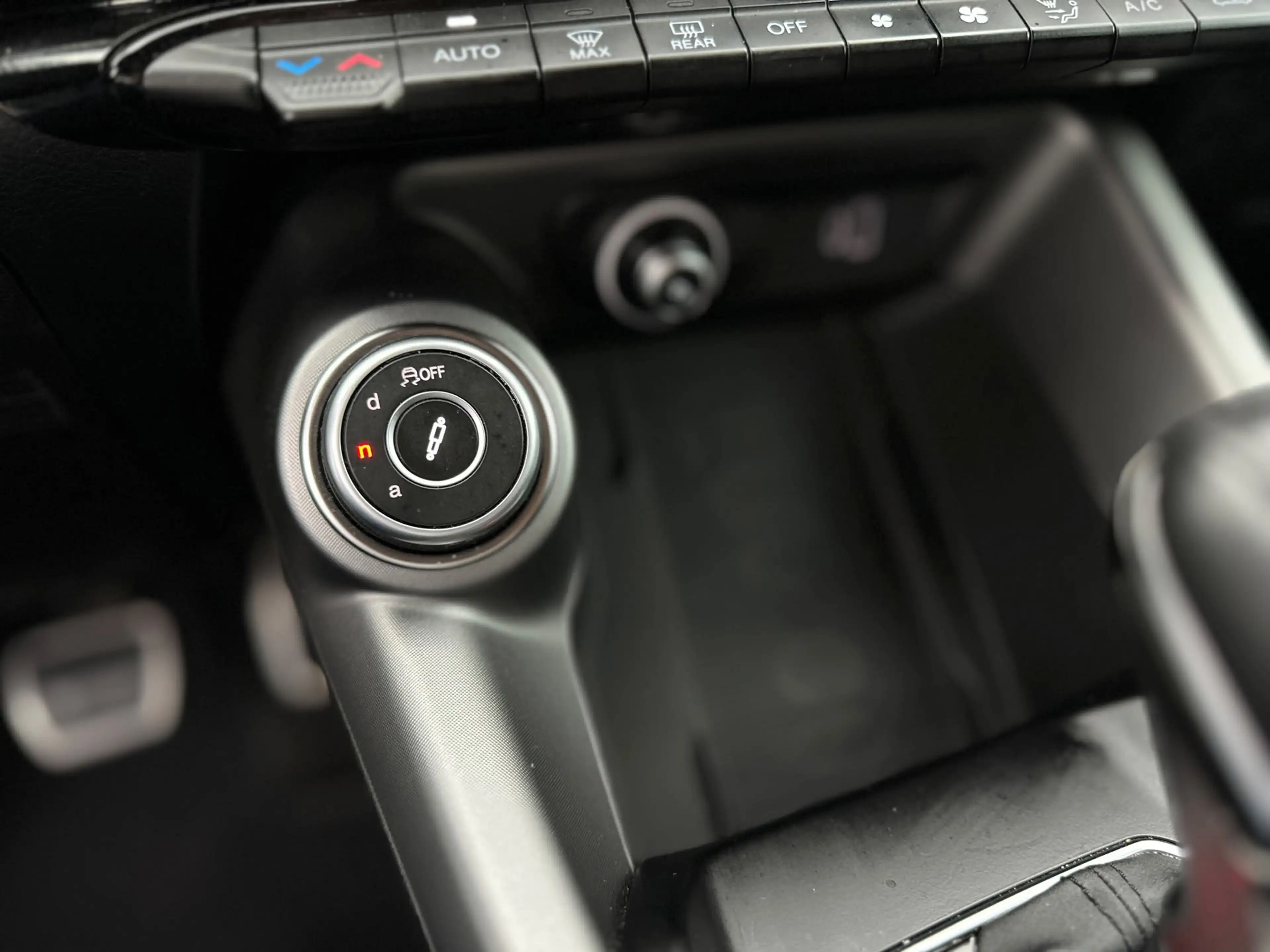 Alfa Romeo Tonale 1.5T Hybrid Veloce | Automaat | Carplay | LED | 36 — photo 44