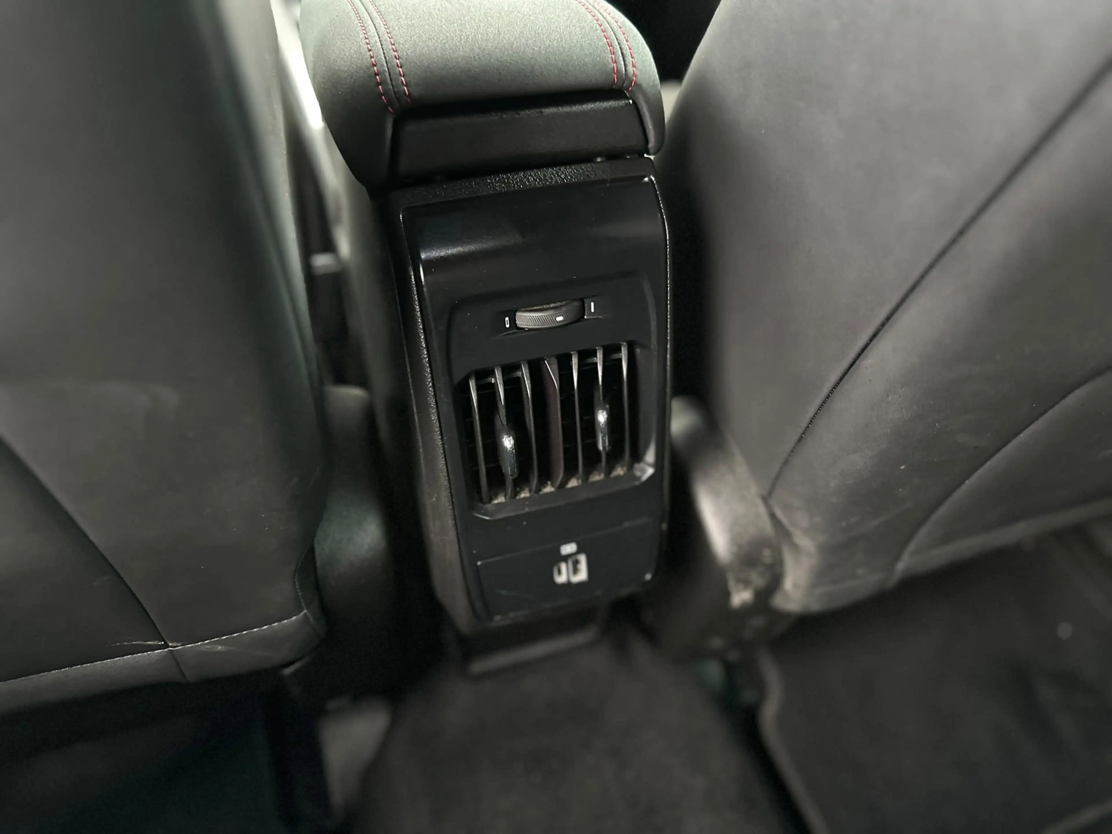 Alfa Romeo Tonale 1.5T Hybrid Veloce | Automaat | Carplay | LED | 36 — photo 20
