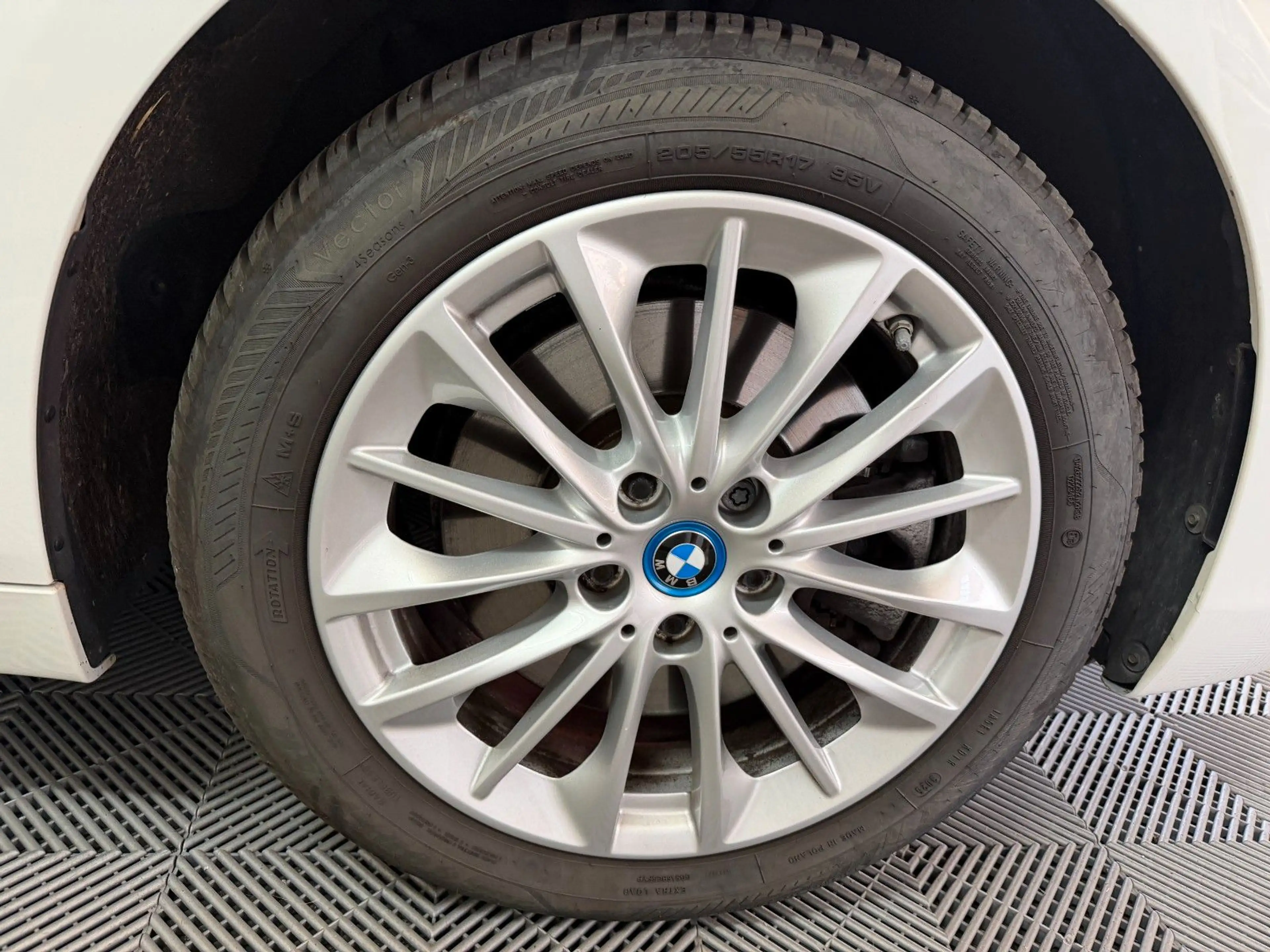 BMW 225 225Xe Active Tourer Advan.*NAVI*TEMPO*SCHE — photo 8