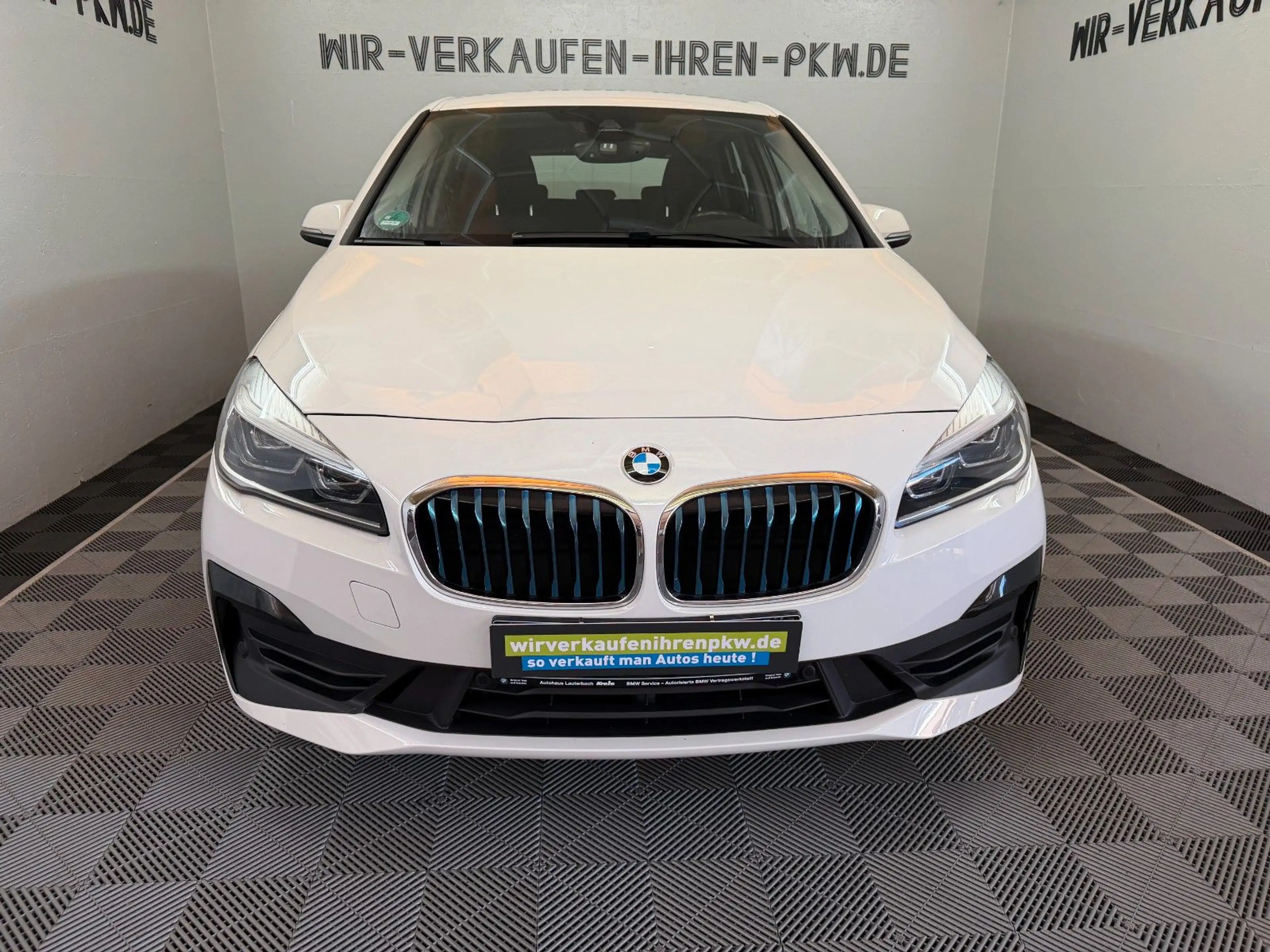 BMW 225 225Xe Active Tourer Advan.*NAVI*TEMPO*SCHE — photo 3