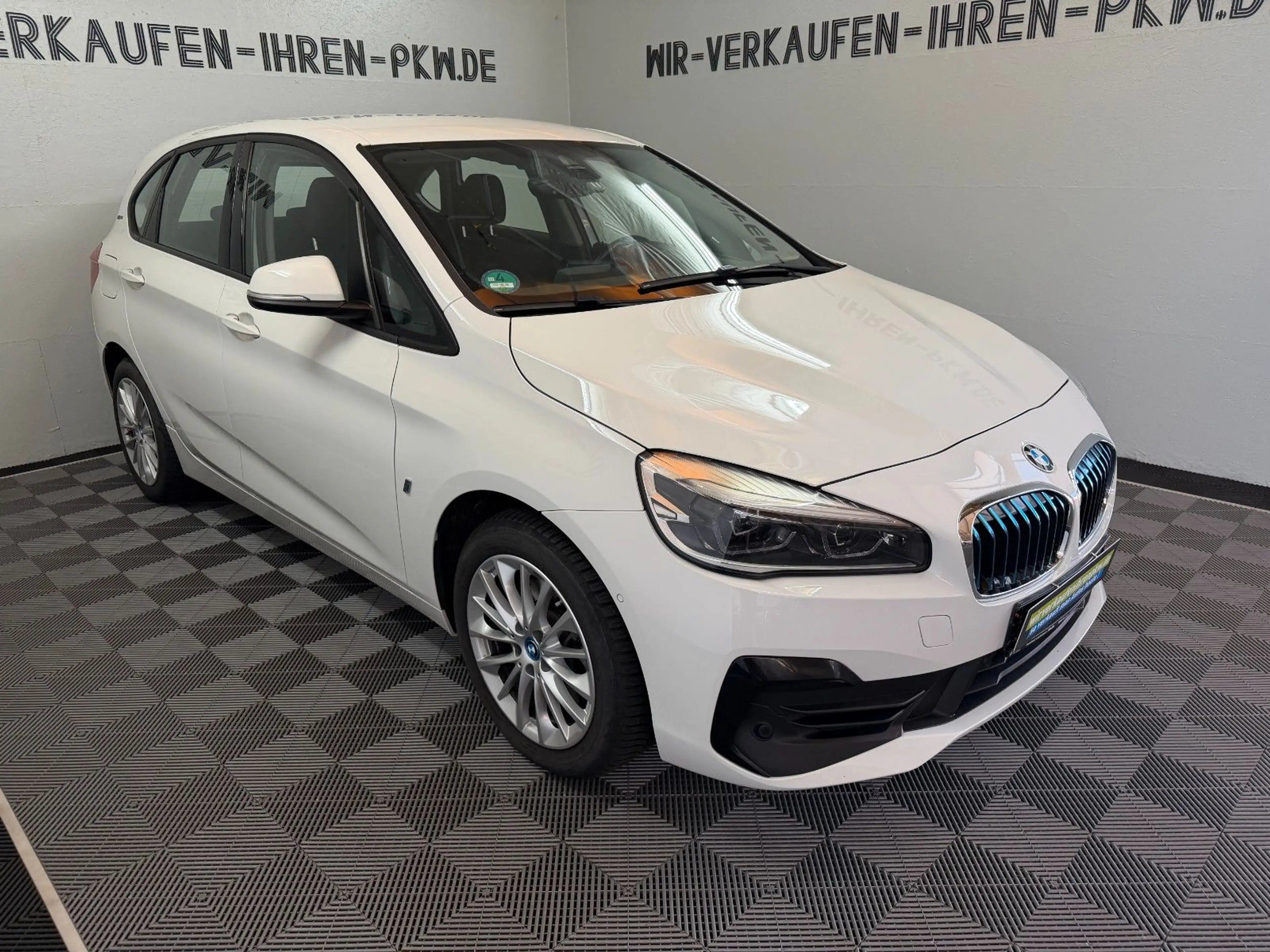 BMW 225 225Xe Active Tourer Advan.*NAVI*TEMPO*SCHE