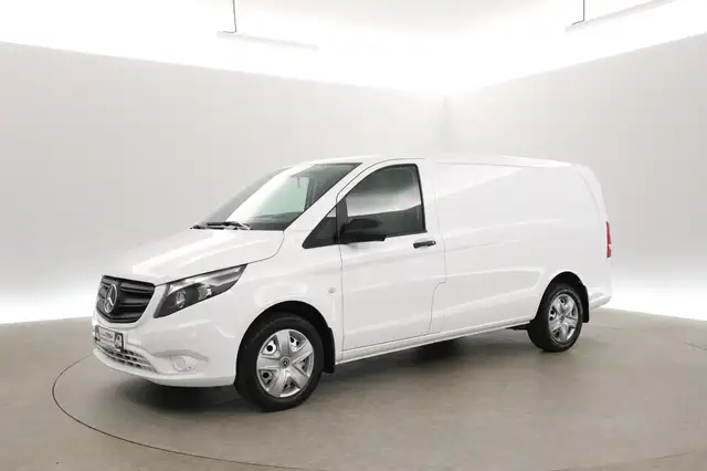 Mercedes-Benz Vito view 8