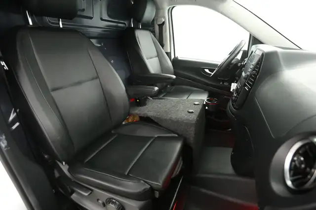 Mercedes-Benz Vito view 10