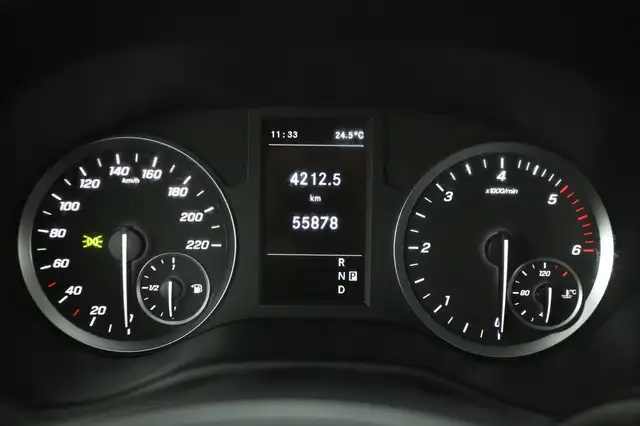 Mercedes-Benz Vito view 12