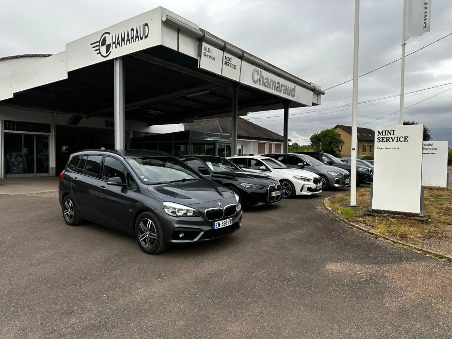 BMW 218 2 GRANTOURER 218dA 150ch Sport XDRIVE 7 PLACES Gris - 1