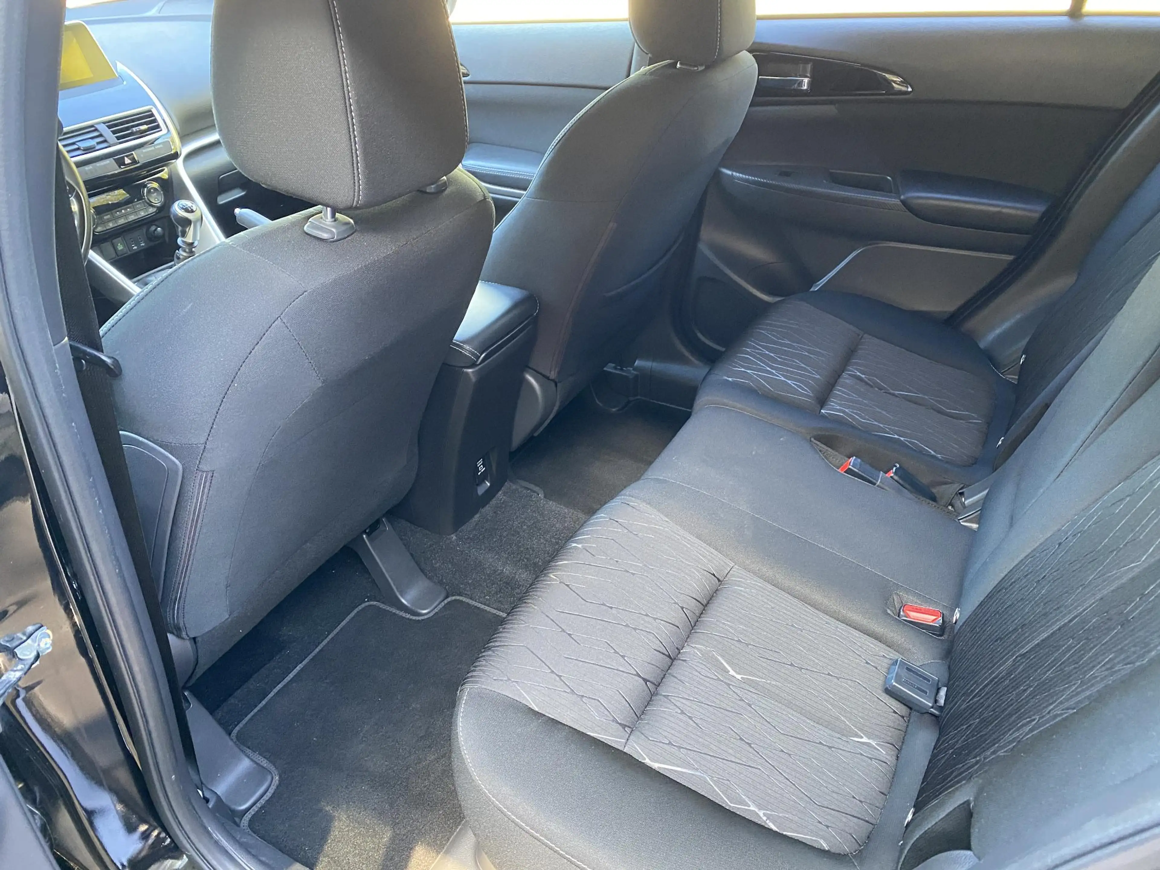 Mitsubishi Eclipse Cross 1.5 DI-T First Edition Stoelverwarming / Head-up / — photo 14