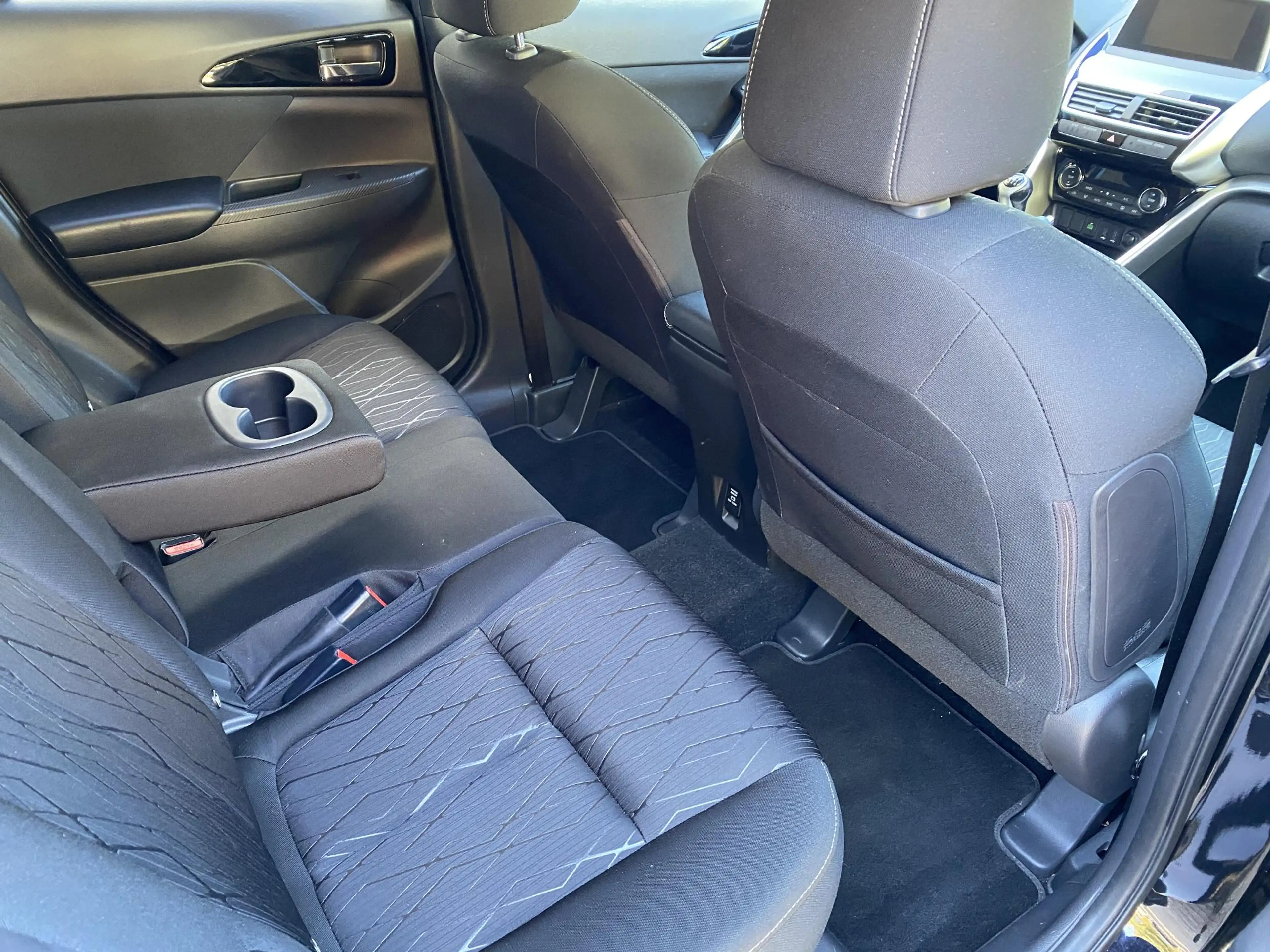 Mitsubishi Eclipse Cross 1.5 DI-T First Edition Stoelverwarming / Head-up / — photo 15