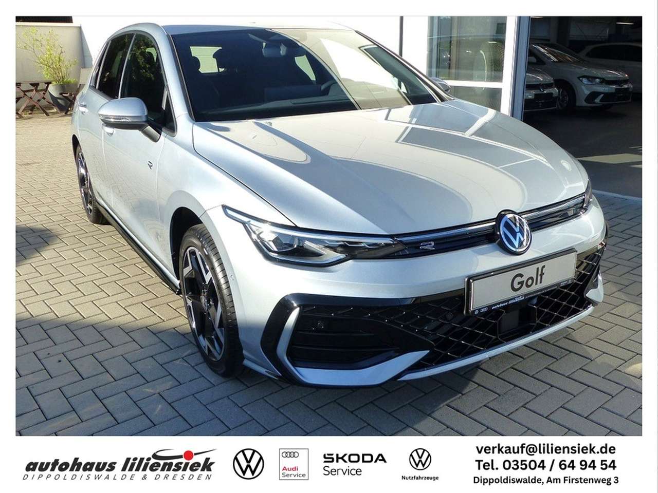 Volkswagen Golf — Volkswagen Golf 8 1.5 eTSI DSG R-Line LED/PDC/ACC