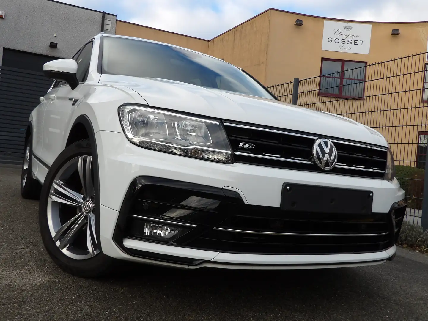 Volkswagen Tiguan 1.5 TSI R-Line -Carplay -1 st eig.- Lane & Front Blanc - 1