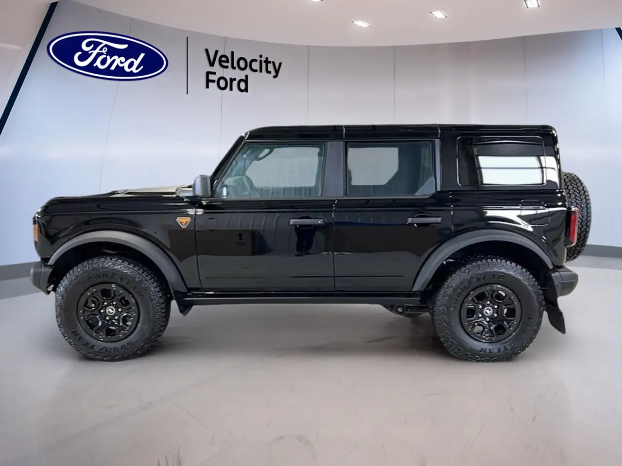 Ford Bronco снимка Ford Bronco