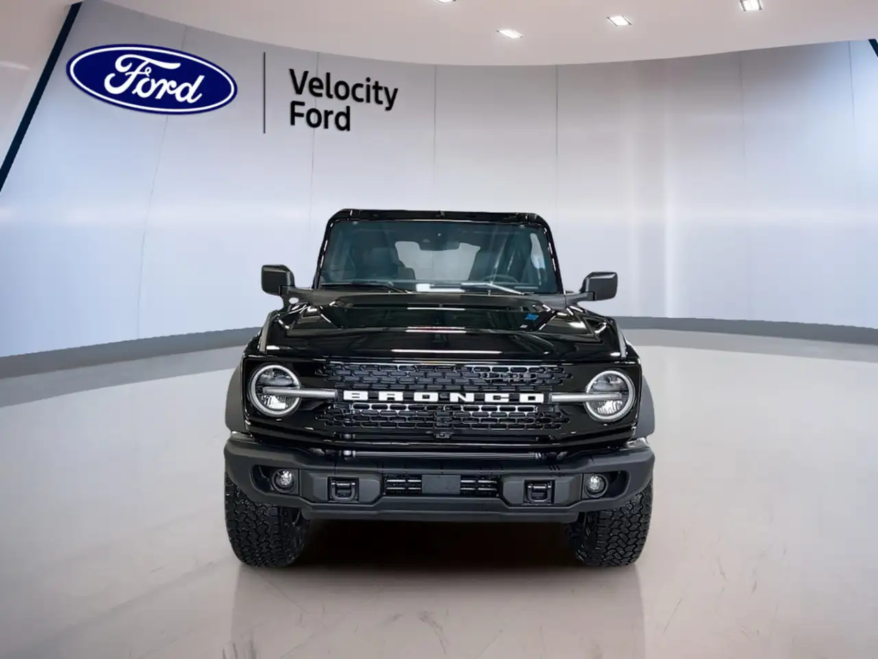 Ford Bronco снимка Ford Bronco