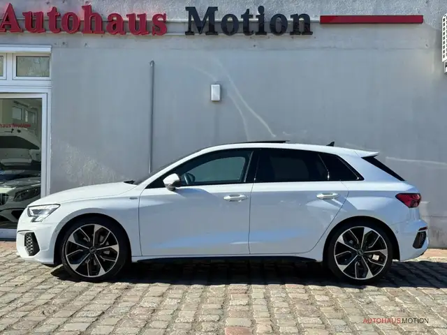 Audi A3 view 8