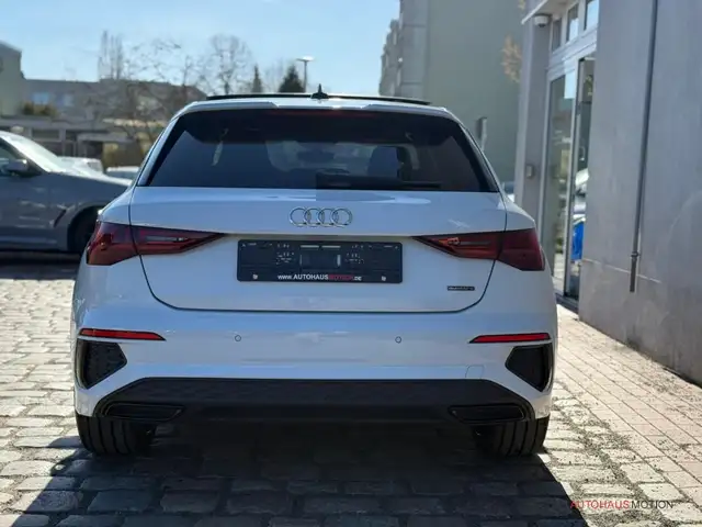 Audi A3 view 6
